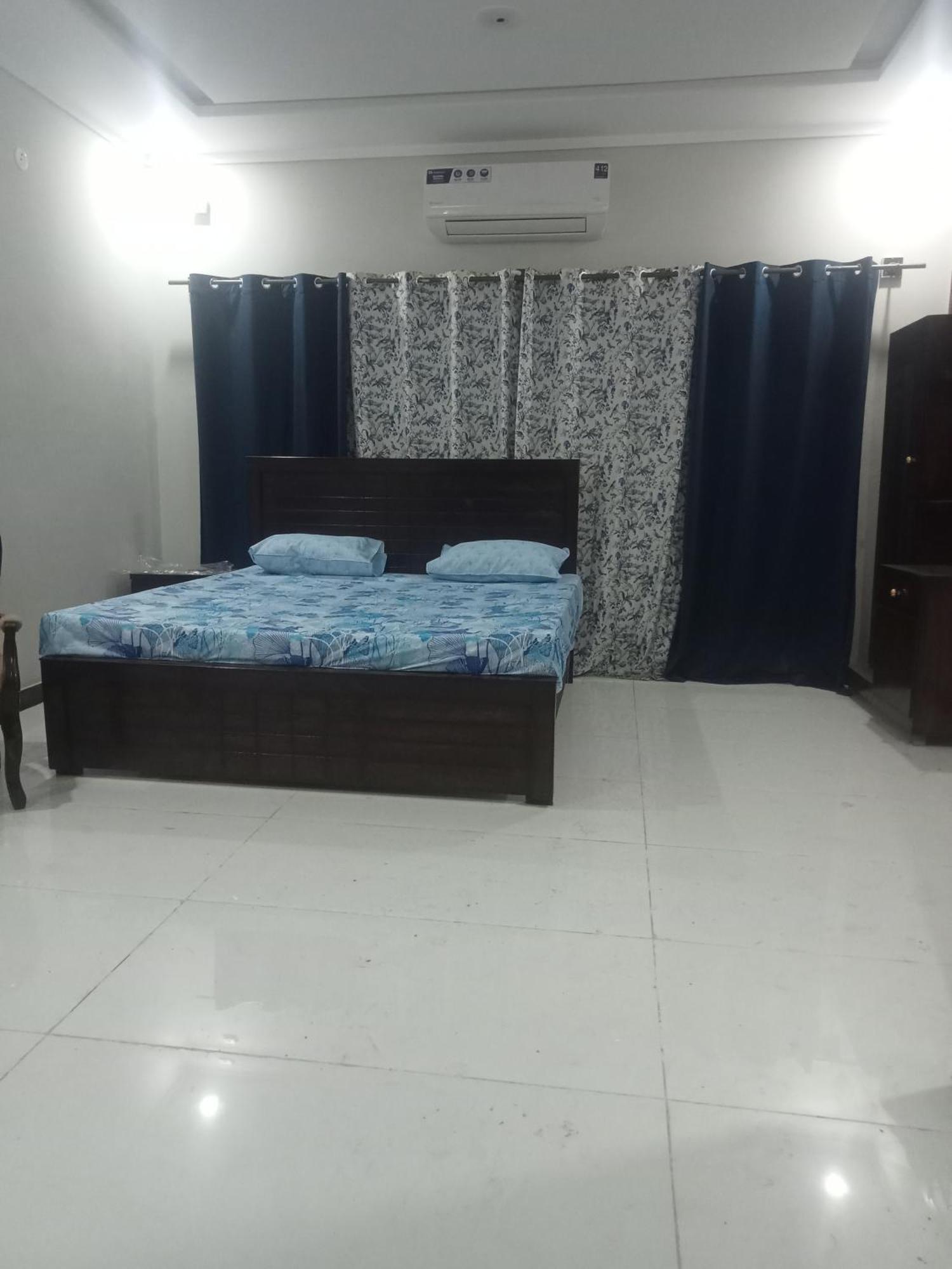 Ryazm Guest House Rawalpindi Exterior photo