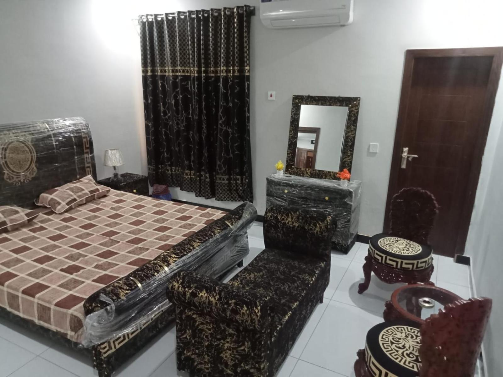 Ryazm Guest House Rawalpindi Exterior photo